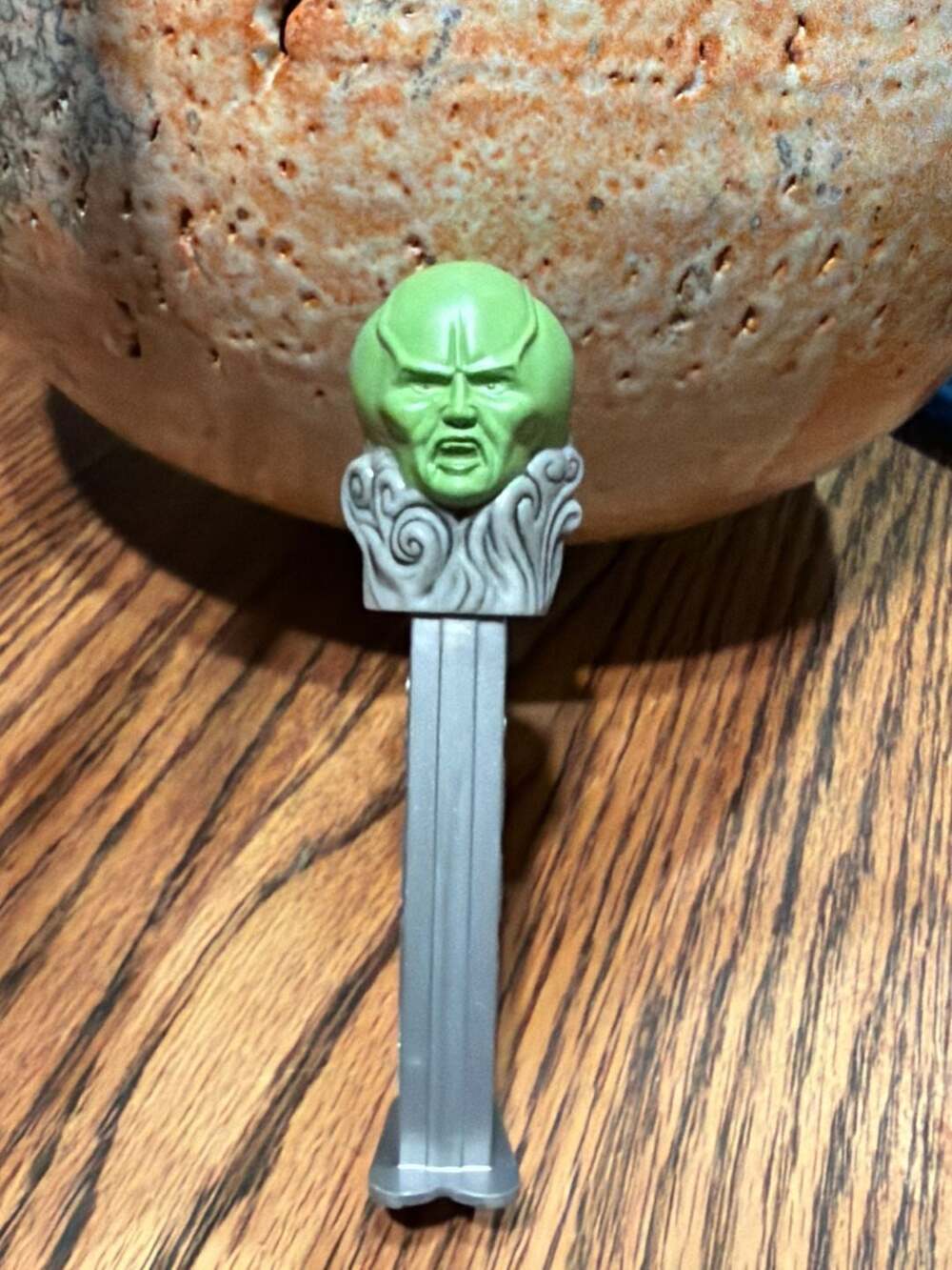 PEZ Wizard of Oz The Great and Powerful Oz Dispenser